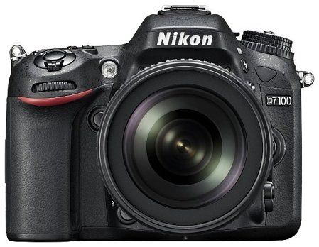   Nikon D7100 Kit 18-105mm VR